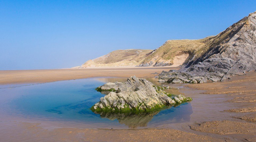 Broughton Bay historically-interesting beach in South Wales